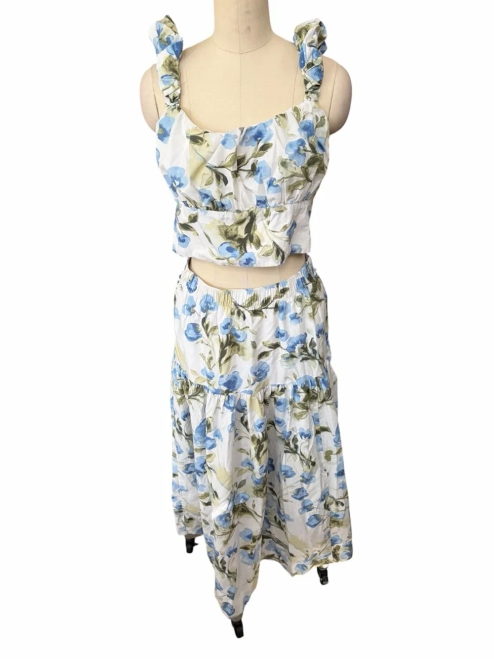 Abercrombie & Fitch floral skirt and‎ blouse set size large